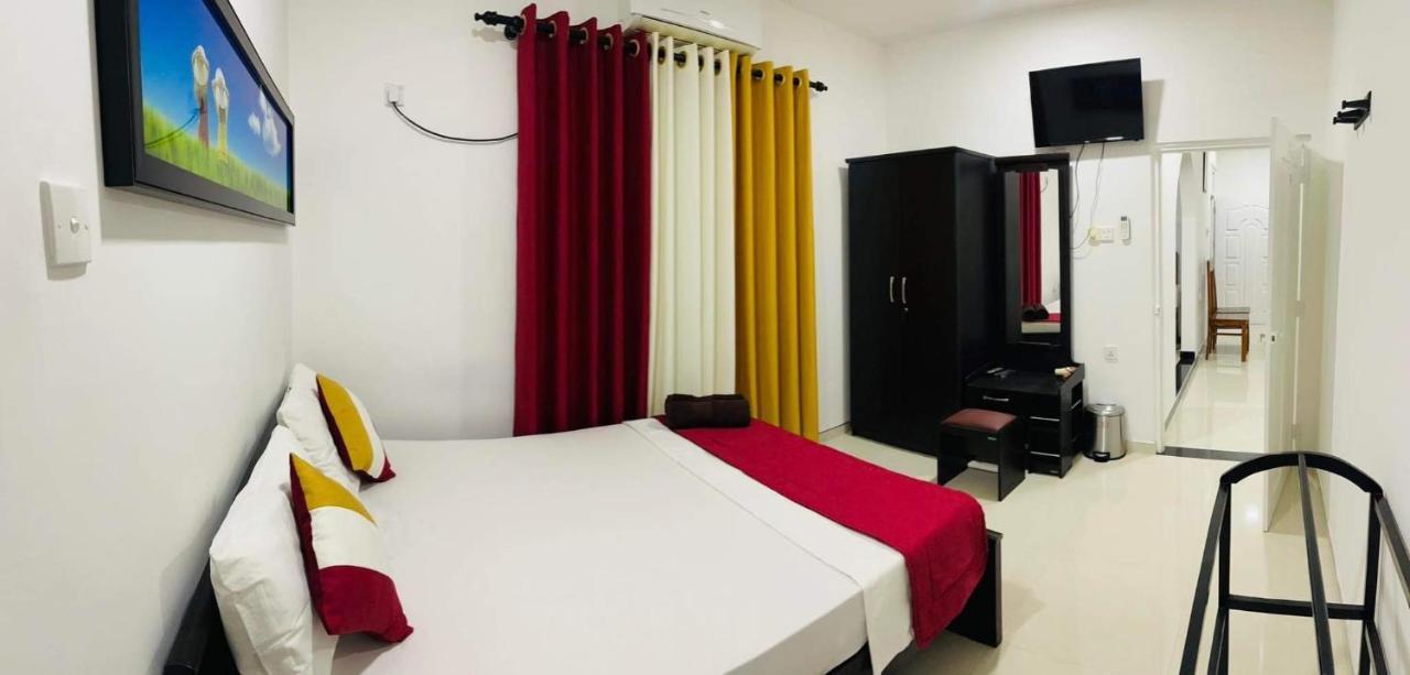 Funwhales Rest House Negombo Dış mekan fotoğraf