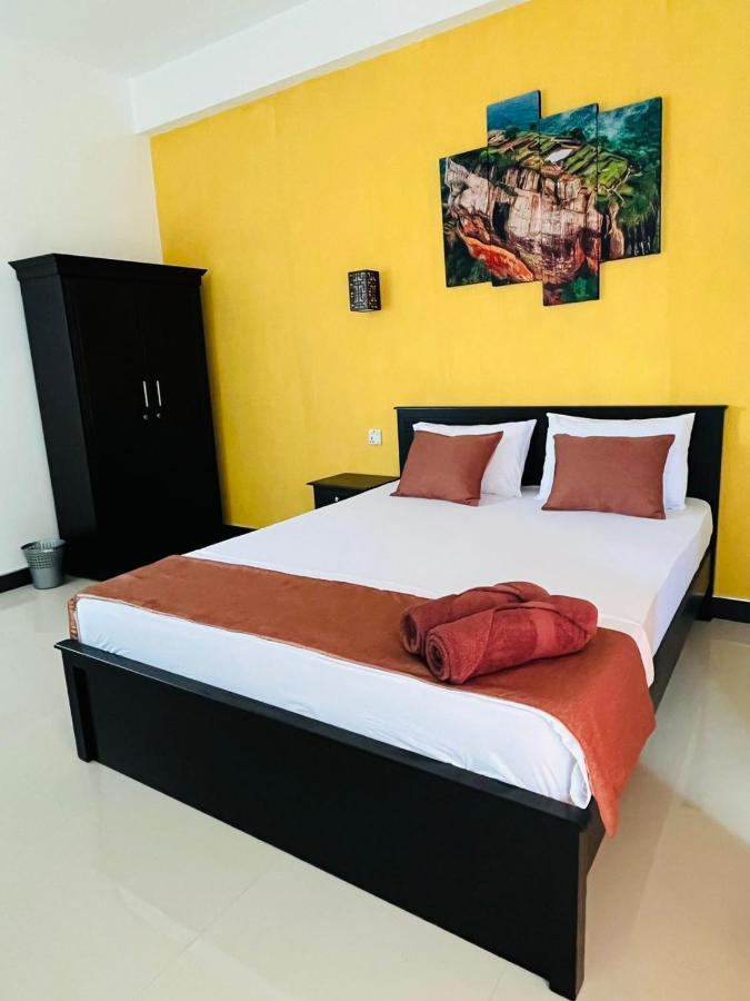 Funwhales Rest House Negombo Dış mekan fotoğraf